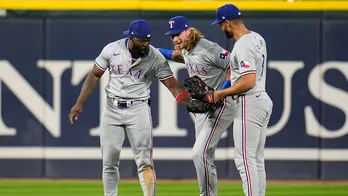 Rangers' Travis Jankowski makes incredible leaping catch to rob game-winning homer from White Sox